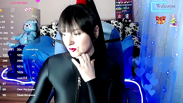 Snapshot of MilaRay chatting on January 13, 2:00 pm MilaRay online show from January 13, 2:00 pm