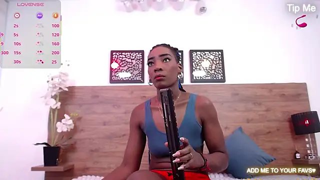 AlexandraCambell online show from March 30, 7:59 pm