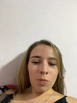 Snapshot of karla-thomsom10 chatting on September 18, 9:06 pm karla-thomsom10 online show from September 18, 9:06 pm