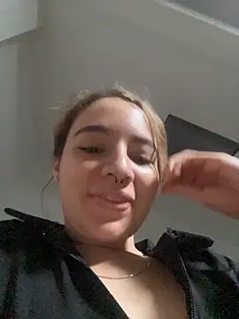 karla-thomsom10 online show from March 5, 6:37 pm