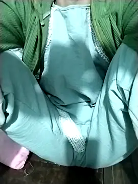 Minety473 online show from December 21, 11:56 pm