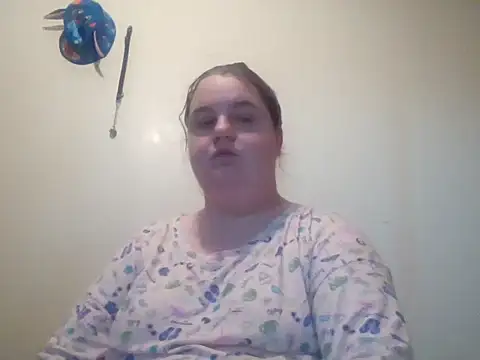 Snapshot of LittleBunny3 chatting on October 13, 10:10 pm LittleBunny3 online show from October 13, 10:10 pm