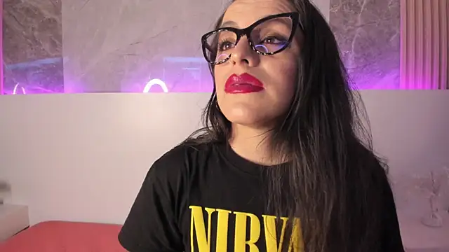 Snapshot of IsisNoir chatting on September 10, 7:25 pm IsisNoir online show from September 10, 7:25 pm