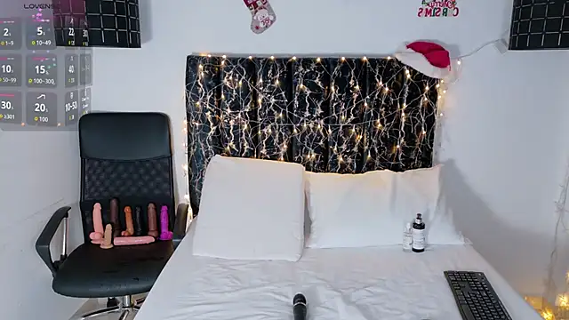 evvaa moon69 online show from December 19, 12:34 pm