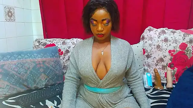 Snapshot of SultryCocoBabe chatting on January 8, 10:12 pm SultryCocoBabe online show from January 8, 10:12 pm