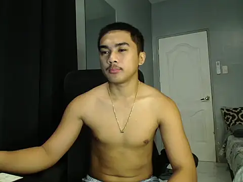 Snapshot of pinoyAdrianneXXX chatting on November 11, 2:00 am pinoyAdrianneXXX online show from November 11, 2:00 am