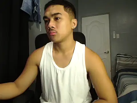 pinoyAdrianneXXX online show from February 27, 11:38 pm