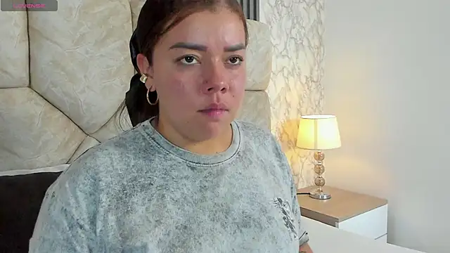 leilapons online show from October 17, 6:54 pm