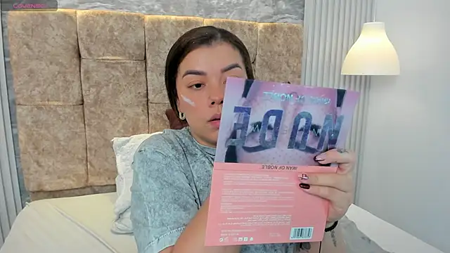 leilapons online show from November 8, 5:34 pm