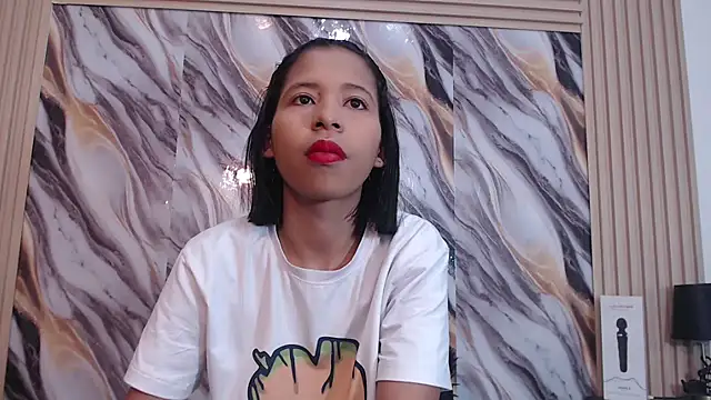 Snapshot of Samantha_Fox69_ chatting on November 10, 5:34 pm Samantha Fox69 online show from November 10, 5:34 pm