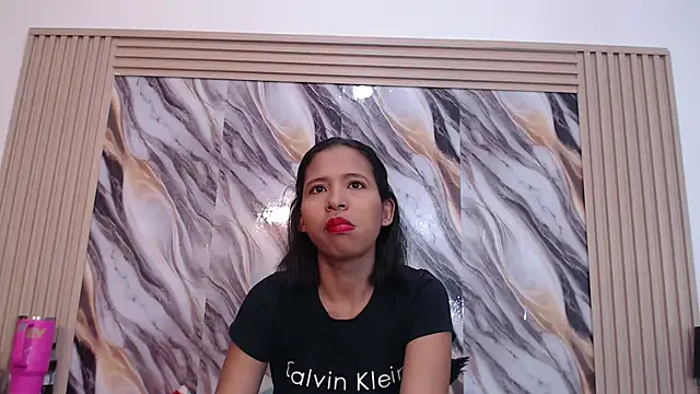 Snapshot of Samantha_Fox69_ chatting on December 19, 2:51 am Samantha Fox69 online show from December 19, 2:51 am