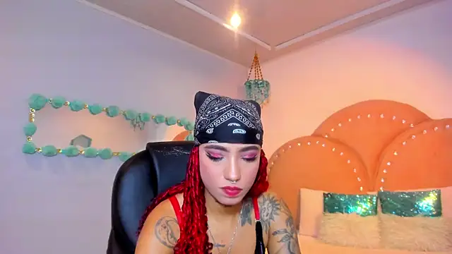 Snapshot of salem_rose chatting on October 8, 7:44 pm salem rose online show from October 8, 7:44 pm