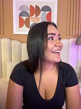 noa moon online show from January 17, 2:38 am