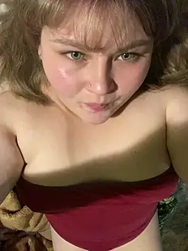 Snapshot of BeckiXrose chatting on November 17, 8:03 pm BeckiXrose online show from November 17, 8:03 pm