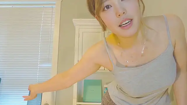 Nana with online show from November 29, 5:38 pm