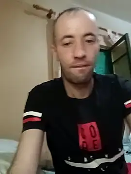 Snapshot of alexpo27 chatting on October 22, 3:40 am alexpo27 online show from October 22, 3:40 am