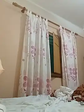 Snapshot of alexpo27 chatting on November 14, 1:37 am alexpo27 online show from November 14, 1:37 am