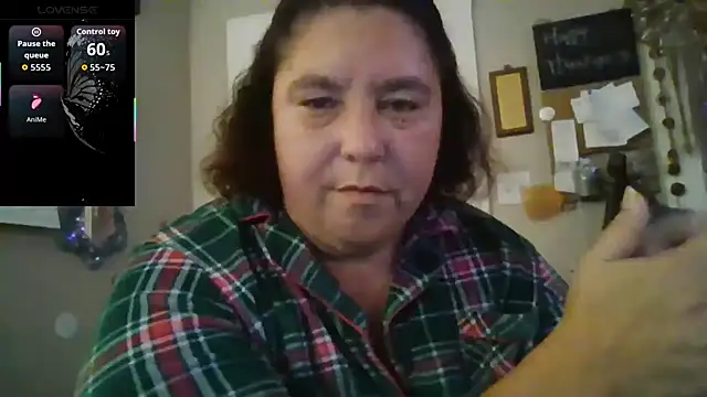 Snapshot of lil-gemini-hippy chatting on November 24, 2:22 am lil-gemini-hippy online show from November 24, 2:22 am