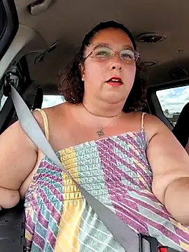 lil-gemini-hippy online show from May 22, 8:14 pm