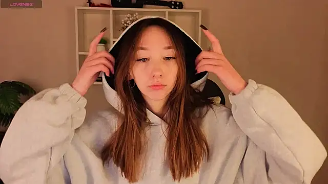 Miche1le Allenne online show from March 15, 1:00 am