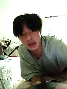 Snapshot of junjun1189 chatting on July 2, 12:32 am junjun1189 online show from July 2, 12:32 am