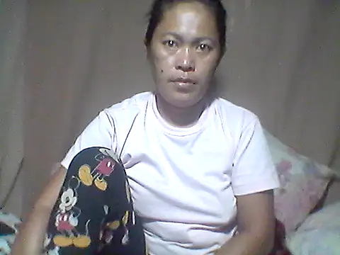 Snapshot of 66pineapple chatting on October 23, 11:46 pm 66pineapple online show from October 23, 11:46 pm