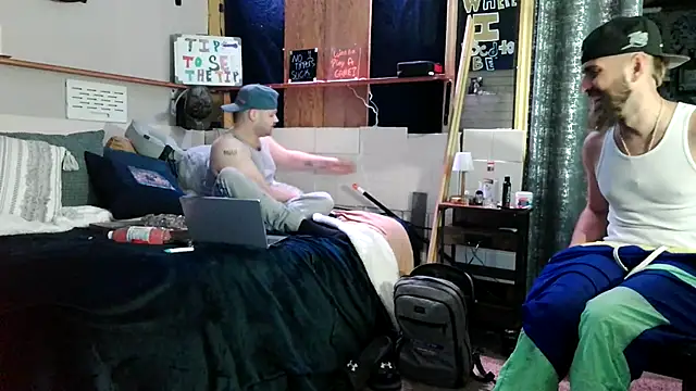 Snapshot of Xstumpy chatting on April 27, 7:12 pm Xstumpy online show from April 27, 7:12 pm
