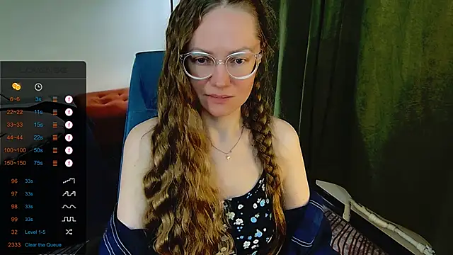 Snapshot of _Goldilocks_ chatting on September 21, 7:10 am Goldilocks online show from September 21, 7:10 am