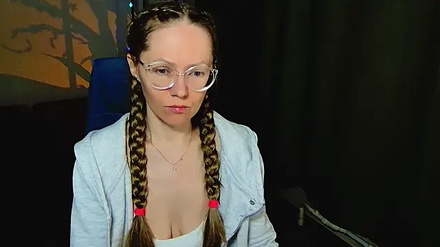 Snapshot of _Goldilocks_ chatting on September 29, 4:56 pm Goldilocks online show from September 29, 4:56 pm