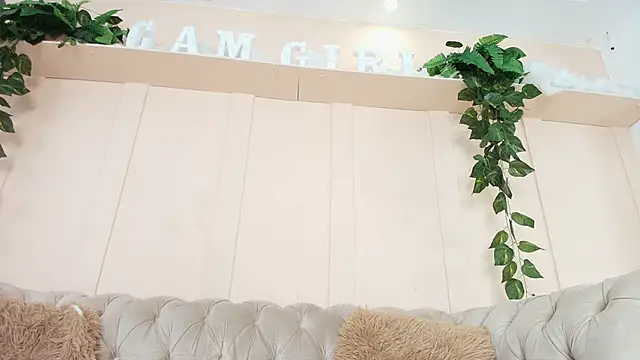 Snapshot of lorena_rubio chatting on November 17, 12:11 pm lorena rubio online show from November 17, 12:11 pm