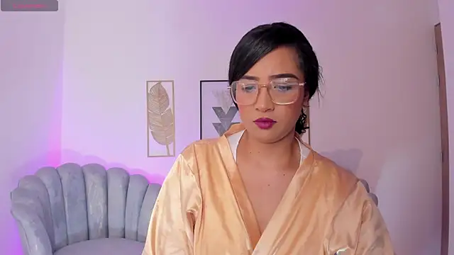 Sharon breezee online show from November 18, 1:33 am