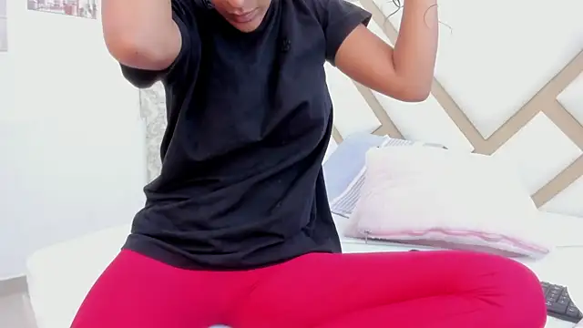 Amber-Sweett online show from September 20, 8:10 pm