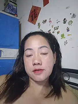 Snapshot of SweetASS6969 chatting on May 18, 3:51 pm SweetASS6969 online show from May 18, 3:51 pm