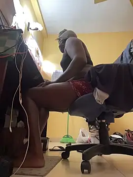 femboyslqueen online show from October 27, 6:06 am