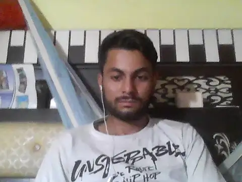 Snapshot of ursdreamperson chatting on November 2, 7:11 am ursdreamperson online show from November 2, 7:11 am