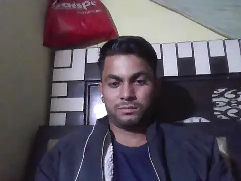 Snapshot of ursdreamperson chatting on November 21, 3:11 pm ursdreamperson online show from November 21, 3:11 pm