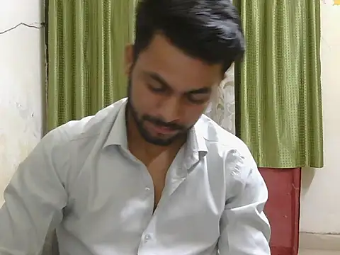 Snapshot of ursdreamperson chatting on May 20, 12:50 am ursdreamperson online show from May 20, 12:50 am