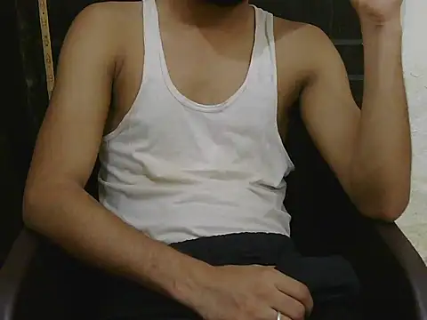 Snapshot of ursdreamperson chatting on May 23, 1:22 am ursdreamperson online show from May 23, 1:22 am