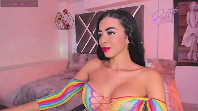 Snapshot of pocahontasweetss03 chatting on September 14, 2:11 am pocahontasweetss03 online show from September 14, 2:11 am