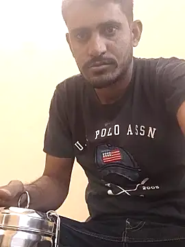 krishjaat43 online show from February 18, 5:14 am