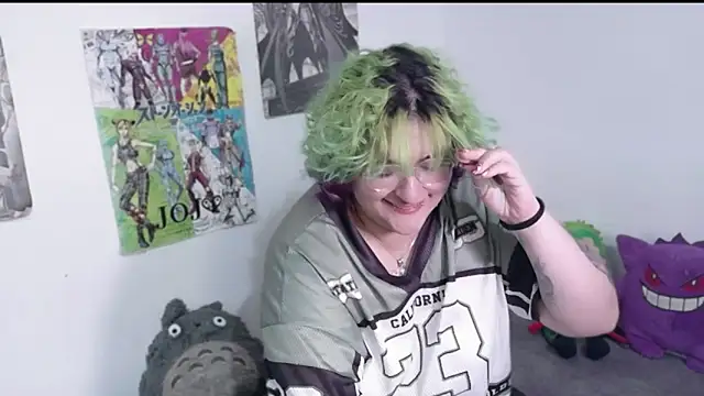 Snapshot of XxGreenGoodxX chatting on April 18, 7:07 pm XxGreenGoodxX online show from April 18, 7:07 pm