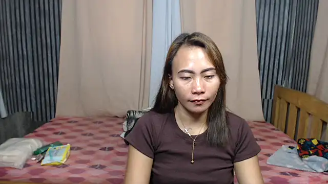 joanpetite online show from October 12, 1:48 am