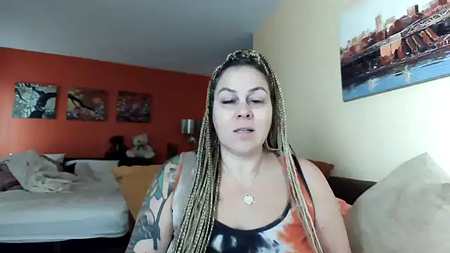 Snapshot of number1slut chatting on December 28, 8:47 pm number1slut online show from December 28, 8:47 pm