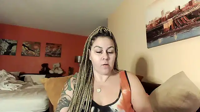 Snapshot of number1slut chatting on December 28, 11:48 pm number1slut online show from December 28, 11:48 pm