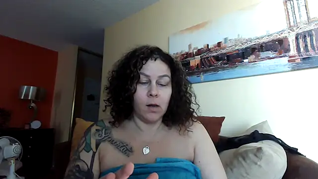 Snapshot of number1slut chatting on March 14, 6:39 pm number1slut online show from March 14, 6:39 pm