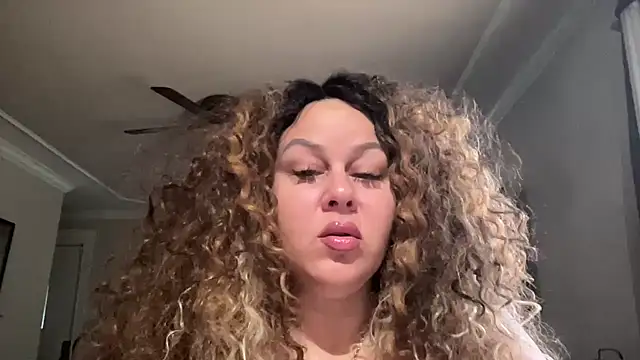 Snapshot of number1slut chatting on September 15, 4:18 pm number1slut online show from September 15, 4:18 pm