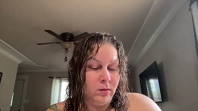 Snapshot of number1slut chatting on September 22, 4:20 pm number1slut online show from September 22, 4:20 pm