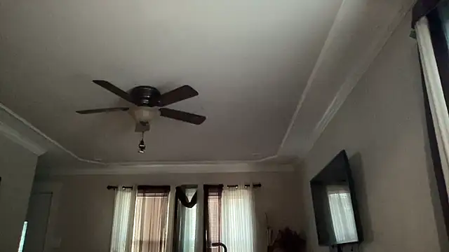 Snapshot of number1slut chatting on October 1, 2:23 pm number1slut online show from October 1, 2:23 pm