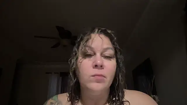 Snapshot of number1slut chatting on December 5, 12:58 pm number1slut online show from December 5, 12:58 pm