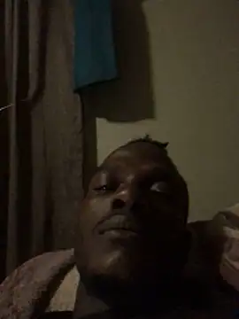 cuminsidebby online show from March 3, 9:10 pm